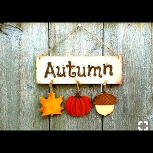Autumn wall decor